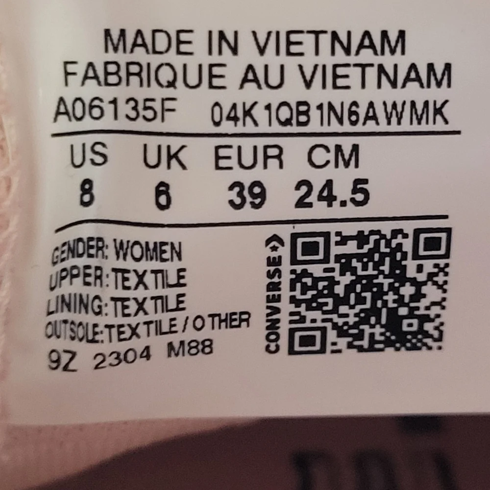 Converse Low Top Sneakers Soft Pink and White - Picture 4 of 5